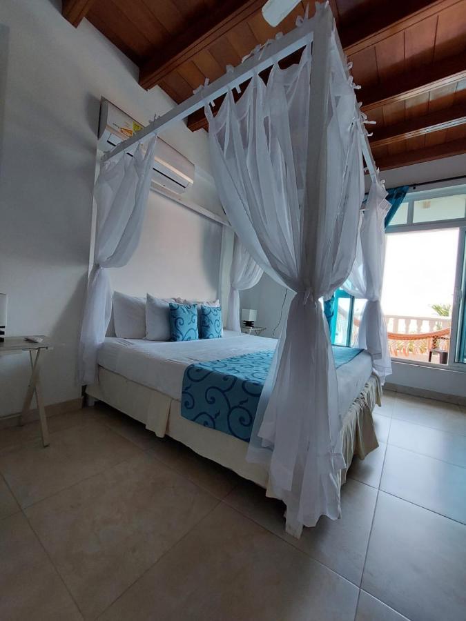 Hotel 3 Banderas Manzanillo Del Mar Cartagena  Exterior foto